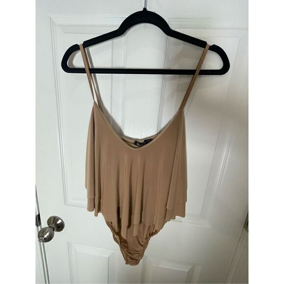 Boohoo women’s lot bundle tall square neck rib bodysuit and double layer frill b - Picture 4 of 14